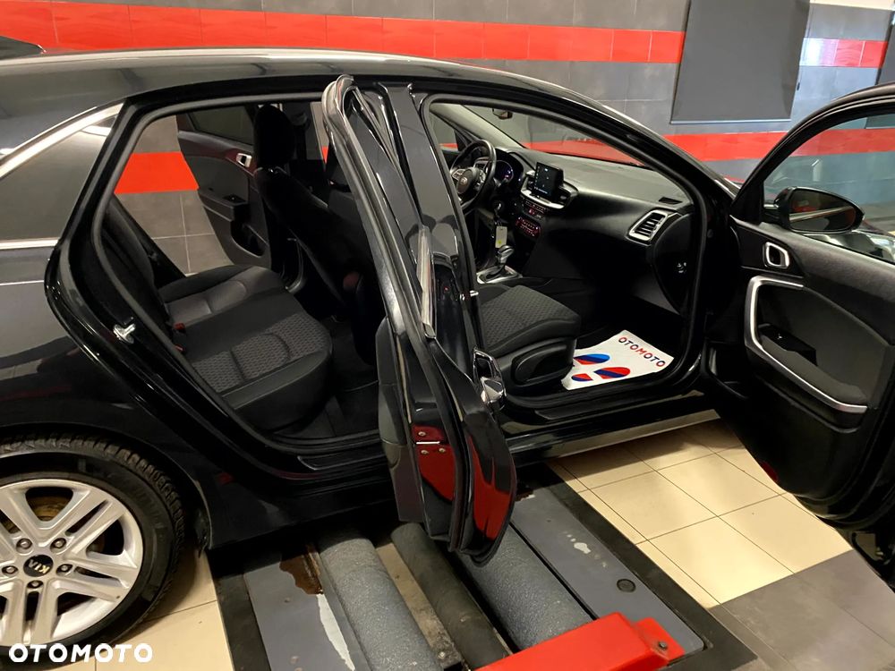 Kia Ceed 1.4 T-GDI L Business Line DCT - 18