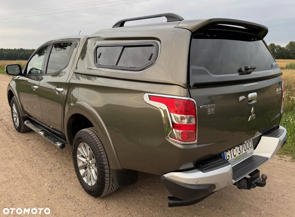 Mitsubishi L200 2.4 d DC Instyle Premiere Edition - 3