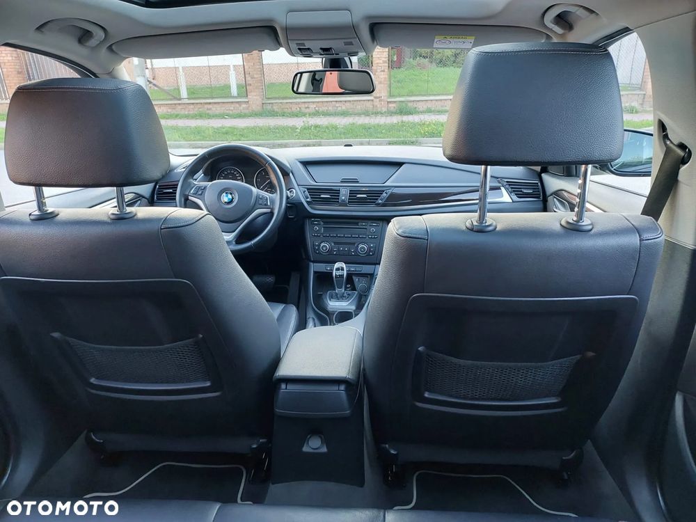 BMW X1 xDrive18d xLine - 22