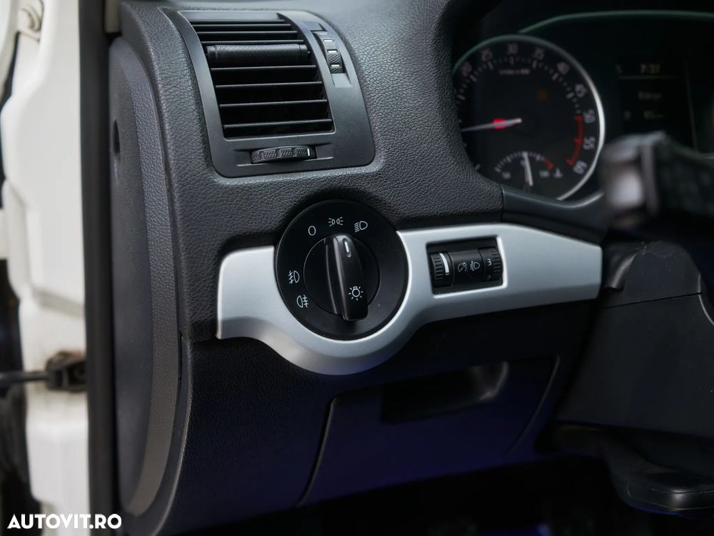 Skoda Octavia 2.0 TDI DPF Elegance - 16