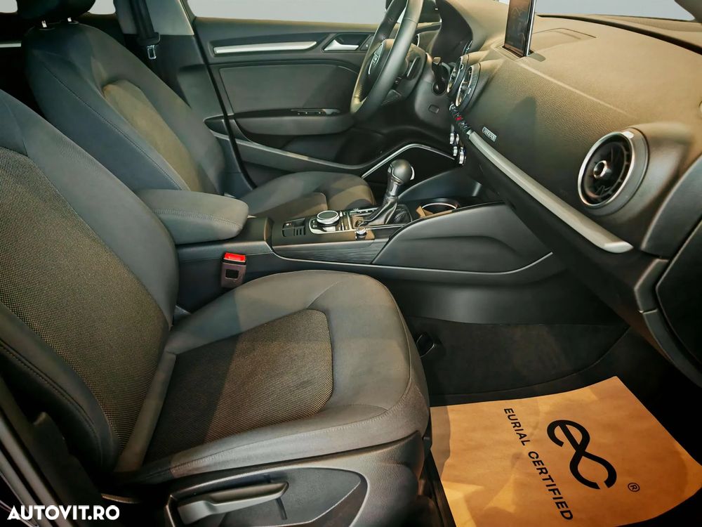 Audi A3 1.4 TFSI Sportback e-tron design - 12