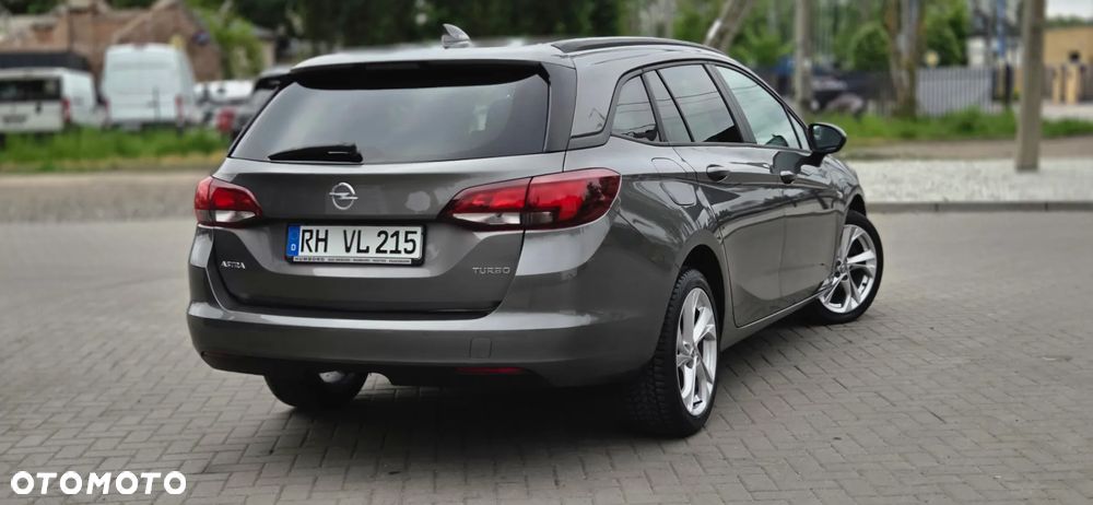 Opel Astra 1.4 Turbo Innovation - 11
