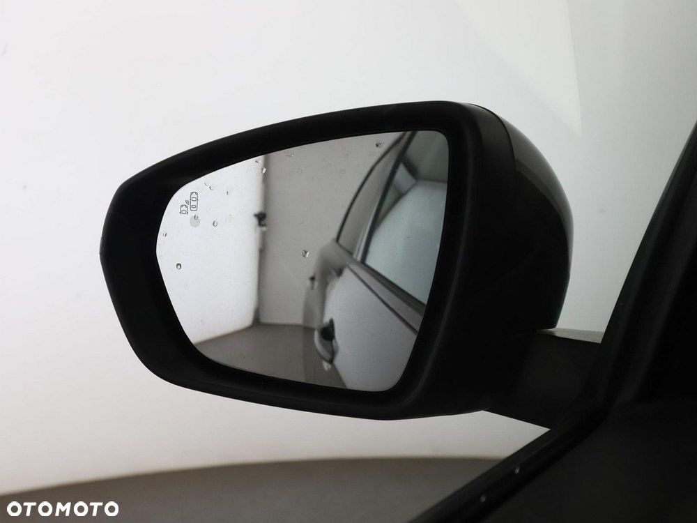 Peugeot 3008 1.6 BlueHDi Allure S&S EAT6 - 36