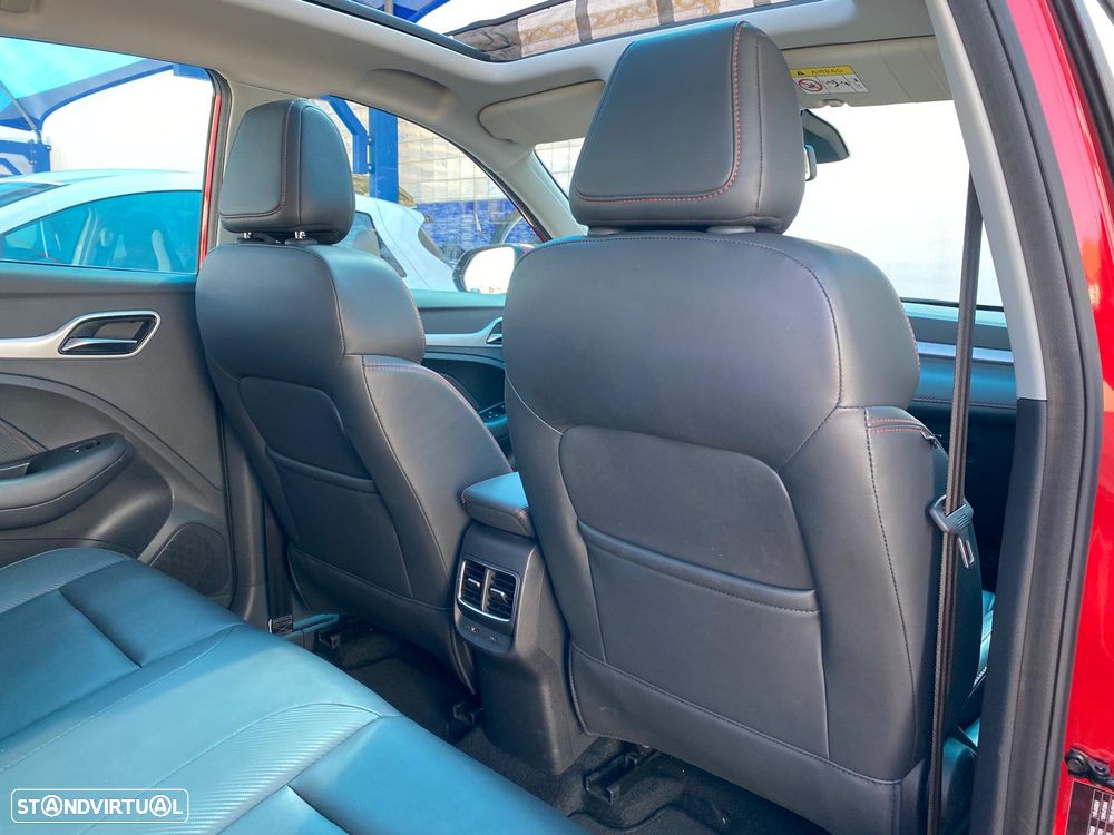 MG ZS Maximal Luxury - 29