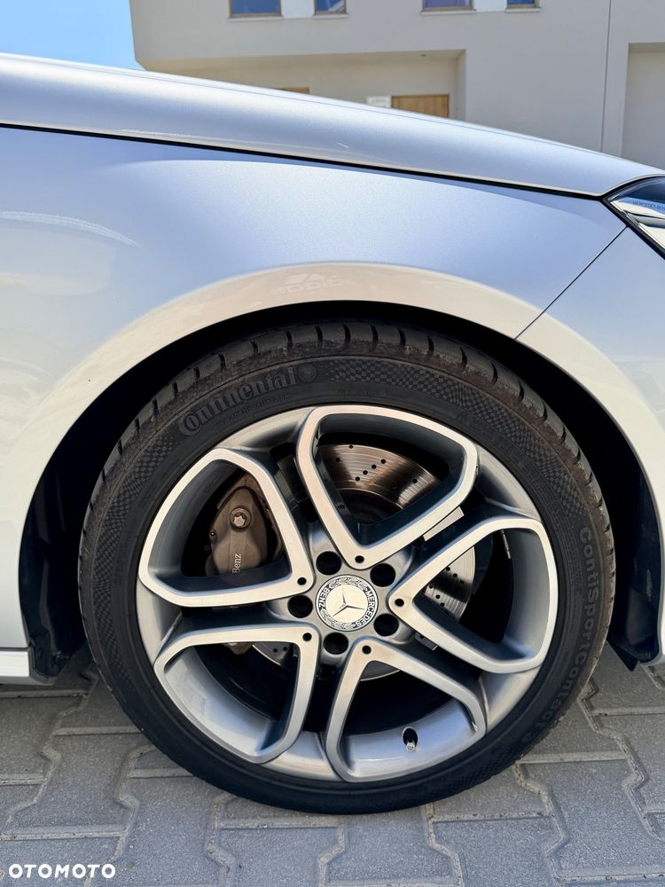 Mercedes-Benz Klasa E - 37