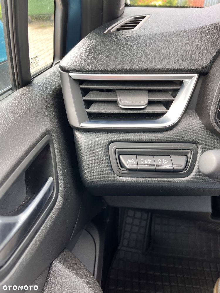 Renault Clio - 27