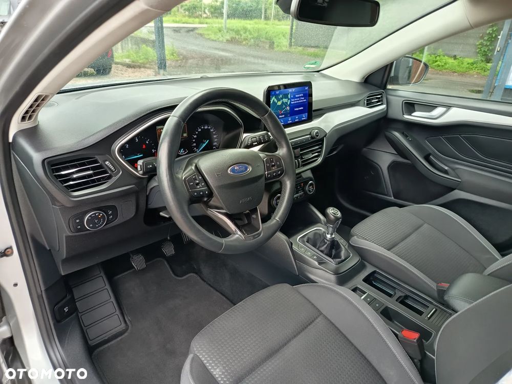 Ford Focus 2.0 TDCi SYNC Edition ASS - 17