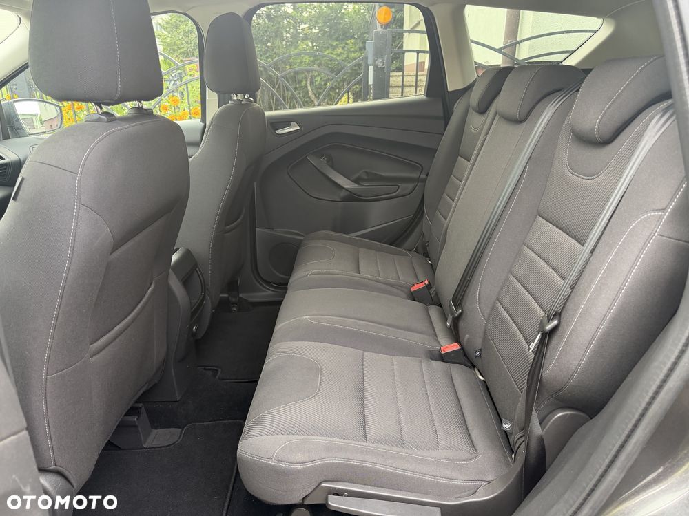 Ford Kuga - 7