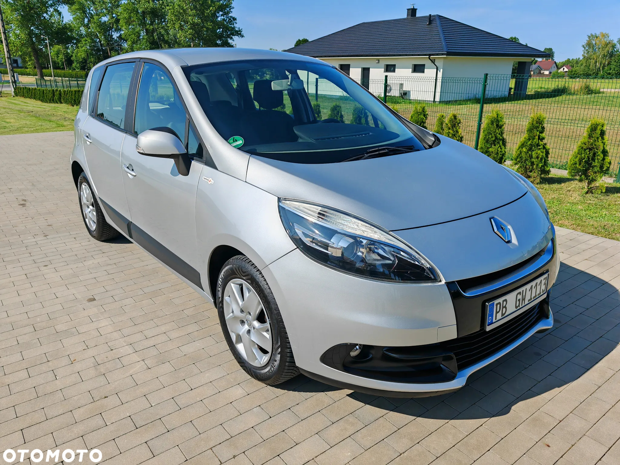 Renault Scenic 1.6 16V 110 TomTom Edition - 17