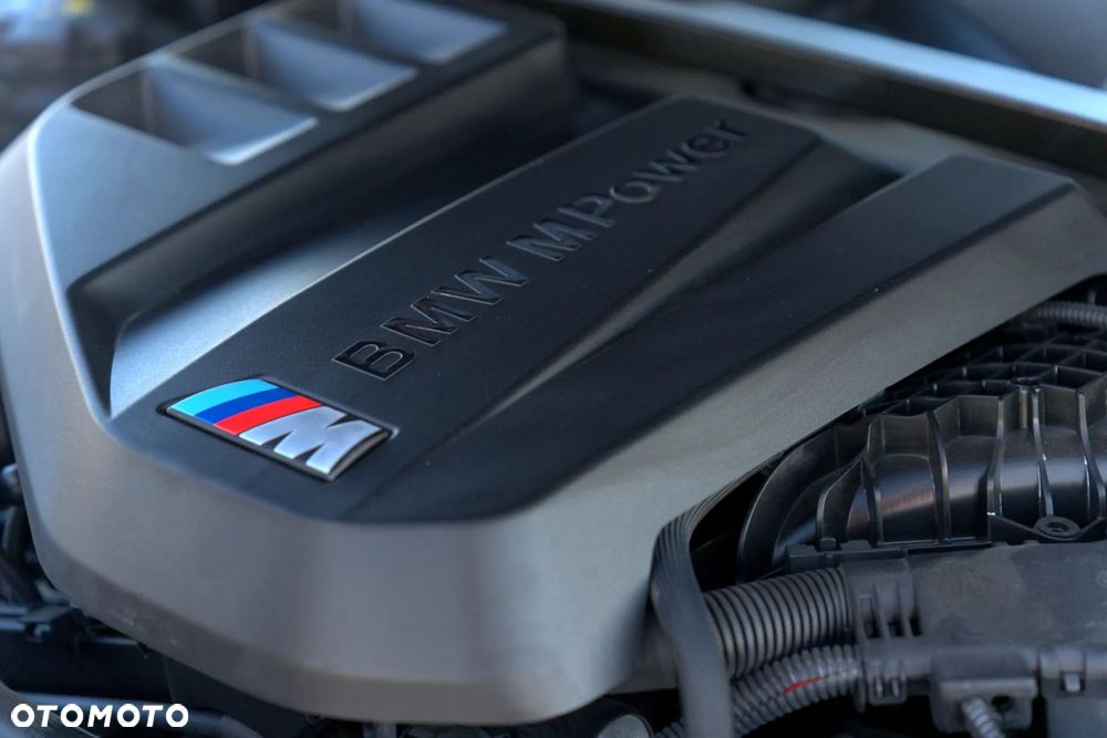 BMW M4 Competition M xDrive - 36