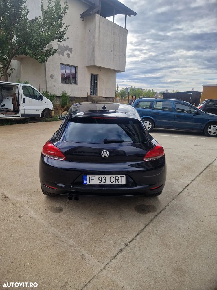 Volkswagen Scirocco 2.0 TDI DPF DSG - 3