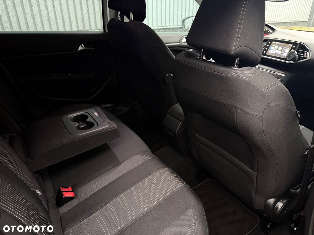 Peugeot 308 e-HDi 115 Stop & Start Allure - 10