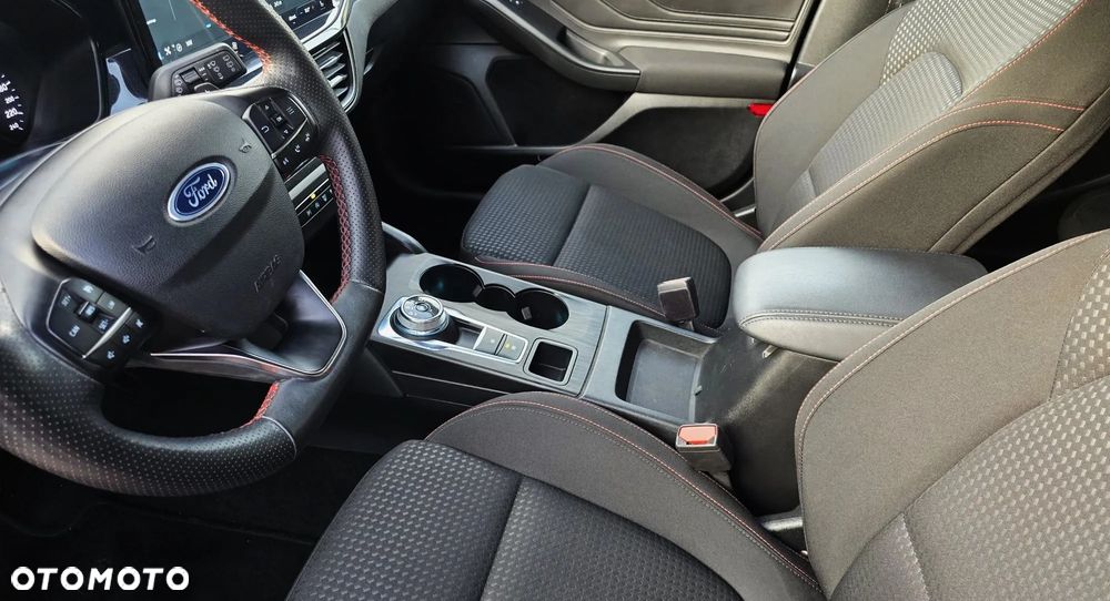 Ford Focus 1.5 EcoBlue Start-Stopp-System ST-LINE - 14