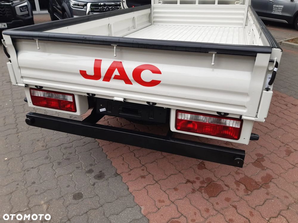 JAC x200 - 12