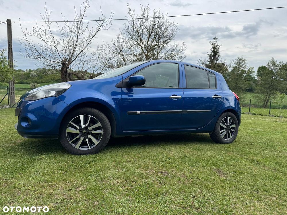 Renault Clio 1.5 dCi Authentique - 6