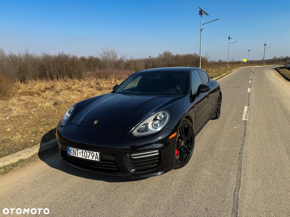 Porsche Panamera GTS PDK - 7