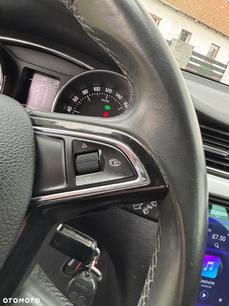 Skoda Superb 2.0 TDI Green tec DSG Elegance - 29