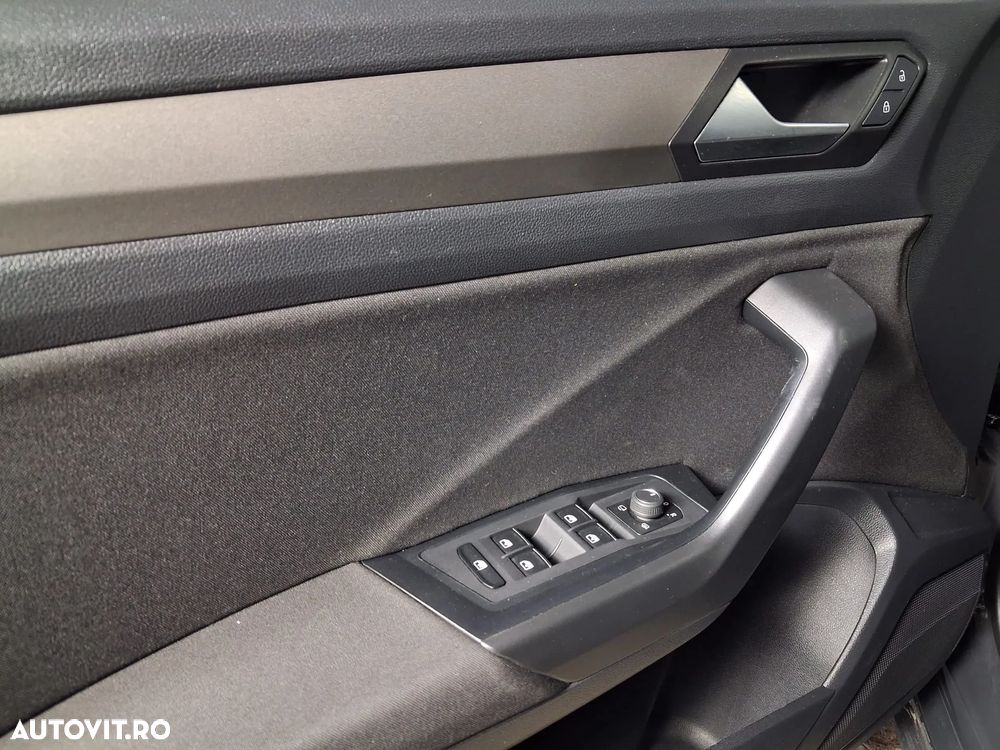 Volkswagen T-Roc 2.0 TDI DSG Design - 10