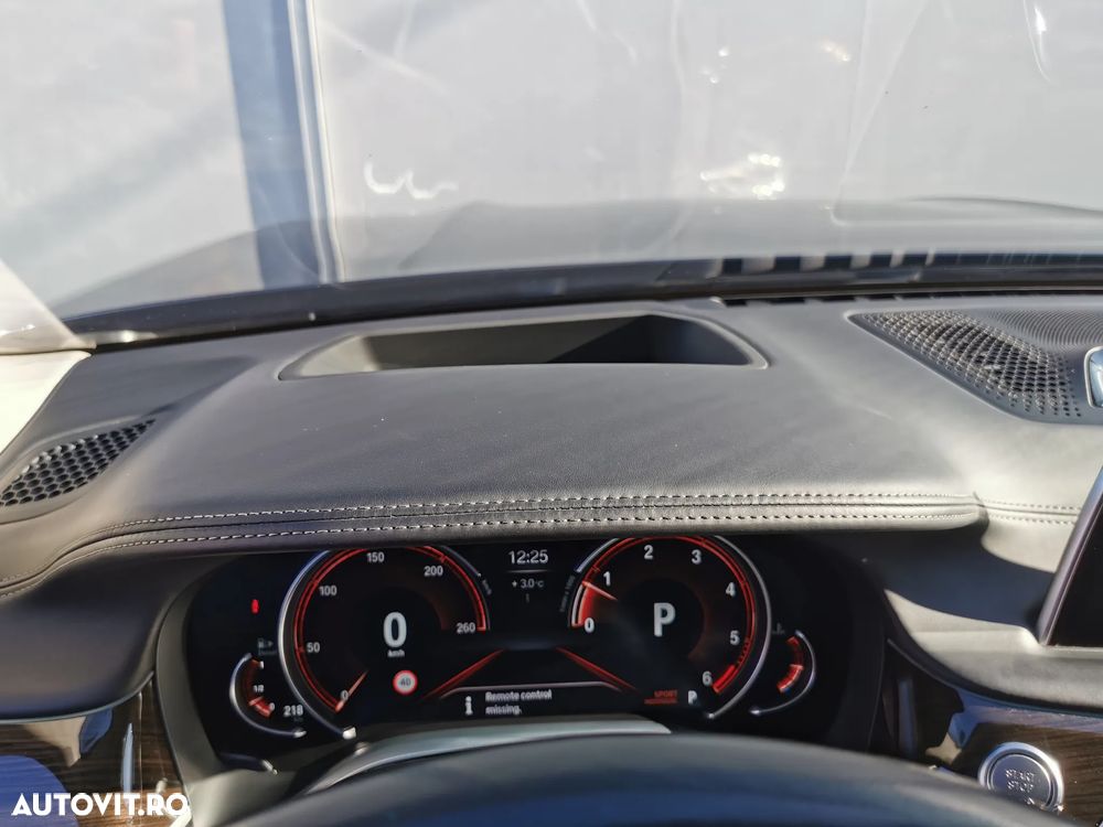 BMW Seria 7 750Ld xDrive - 29