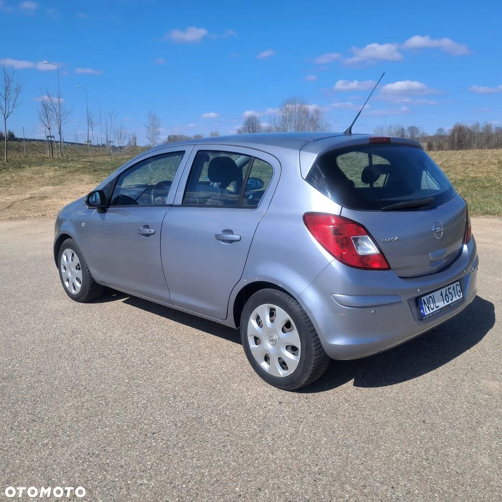Opel Corsa - 2