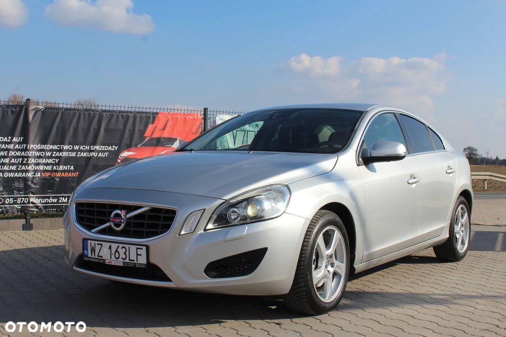 Volvo S60 D3 Summum - 3