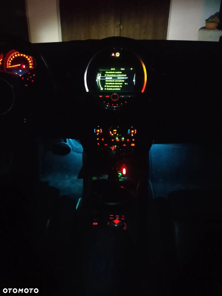 MINI Clubman - 13