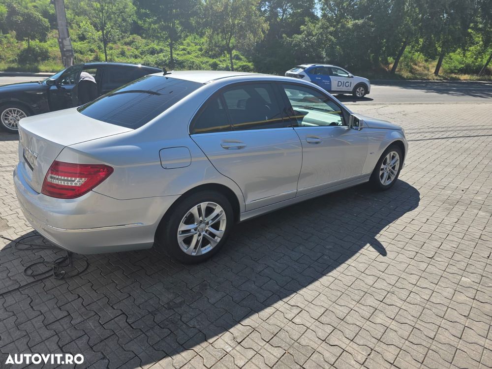 Mercedes-Benz C - 2