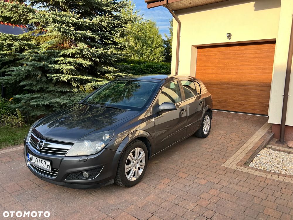 Opel Astra 1.6 - 11