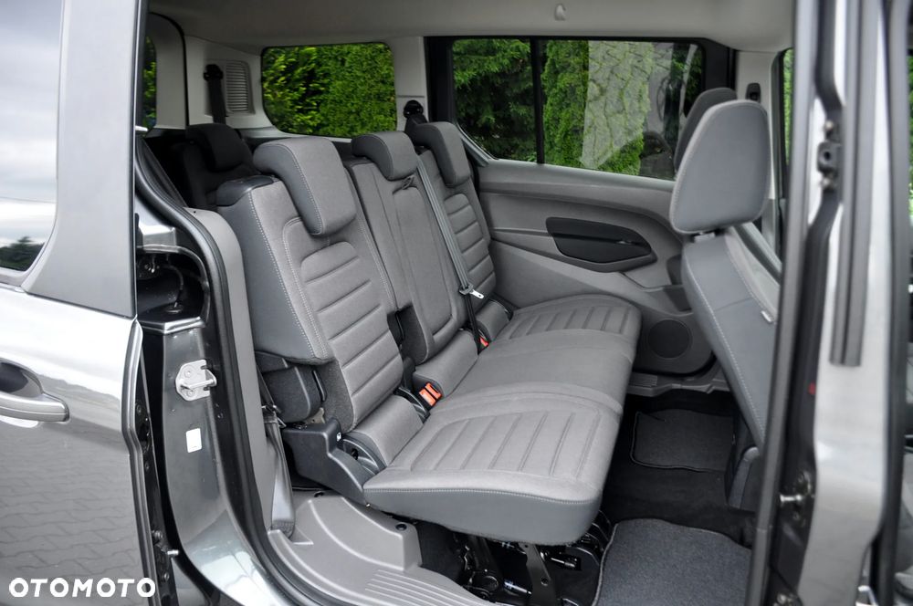 Ford Tourneo Connect - 17