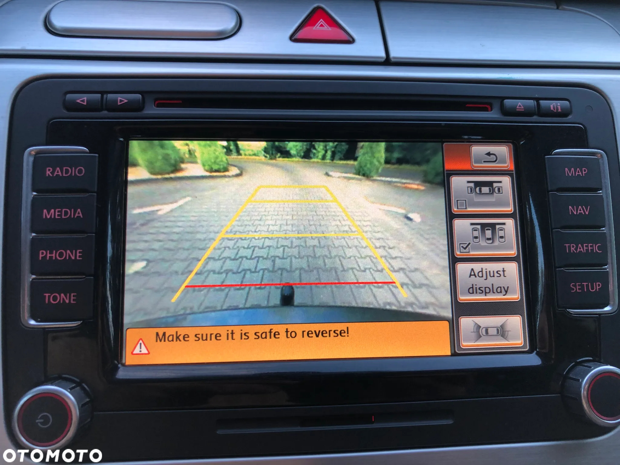 Volkswagen Passat Variant 2.0 TDI DPF DSG Highline - 23