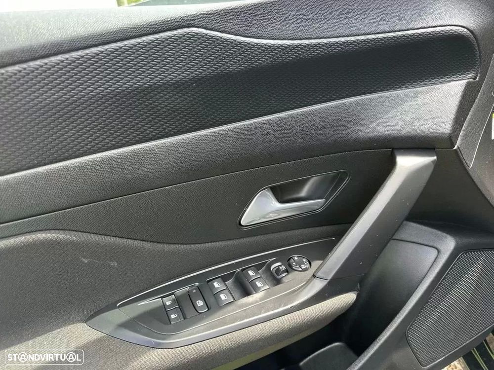 Peugeot 308 1.2 PureTech Business Line - 29