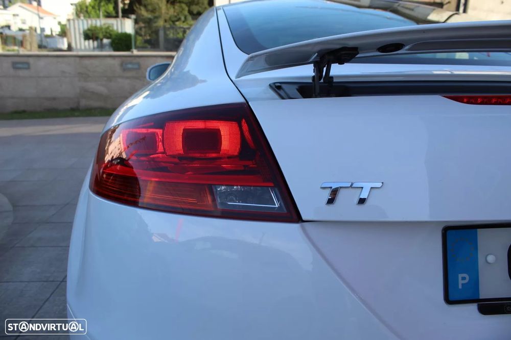 Audi TT Coupé 2.0 TDI quattro - 9