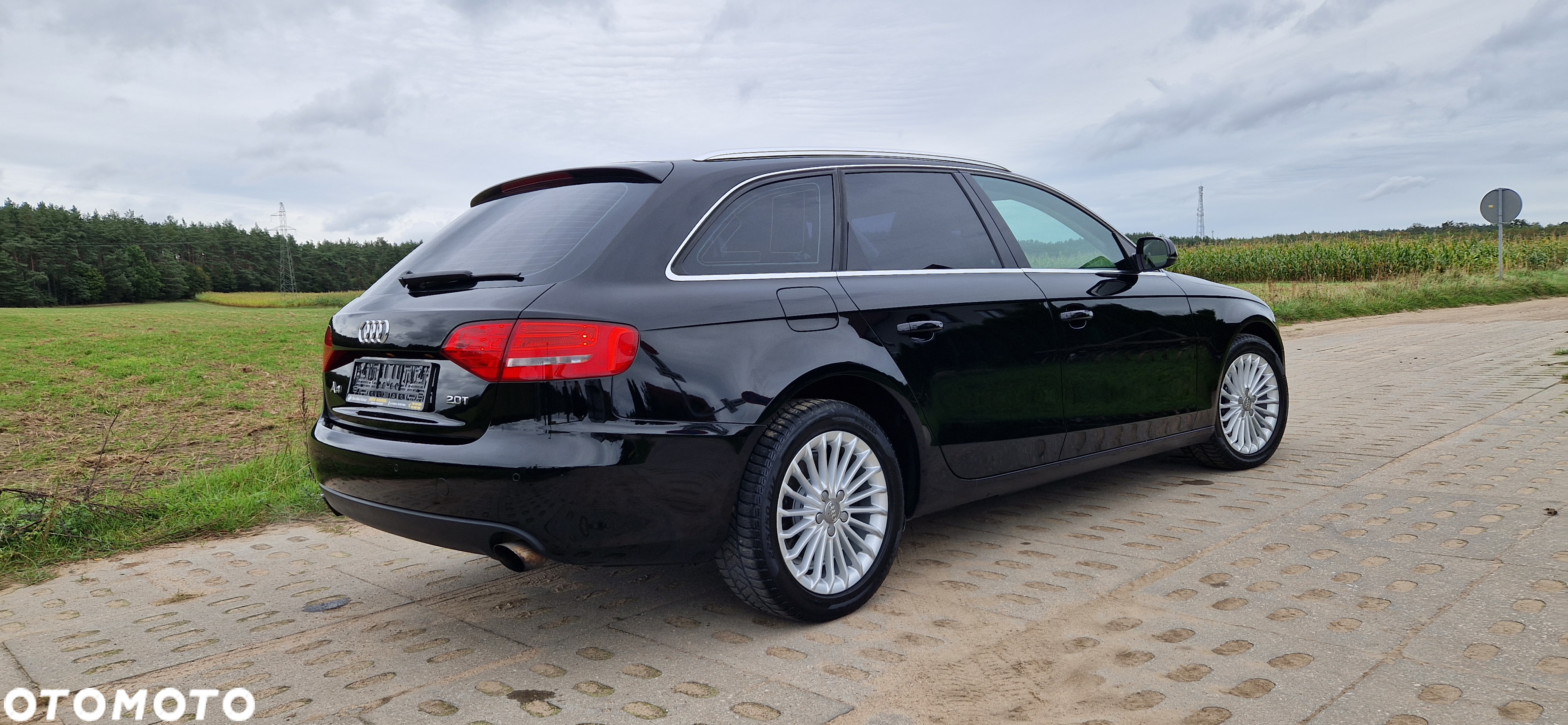 Audi A4 Avant 2.0 TFSI multitronic Attraction - 14