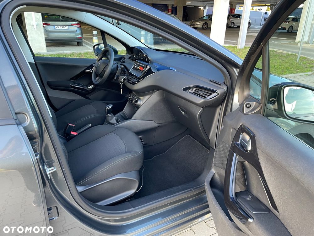 Peugeot 208 1.2 PureTech Active - 16