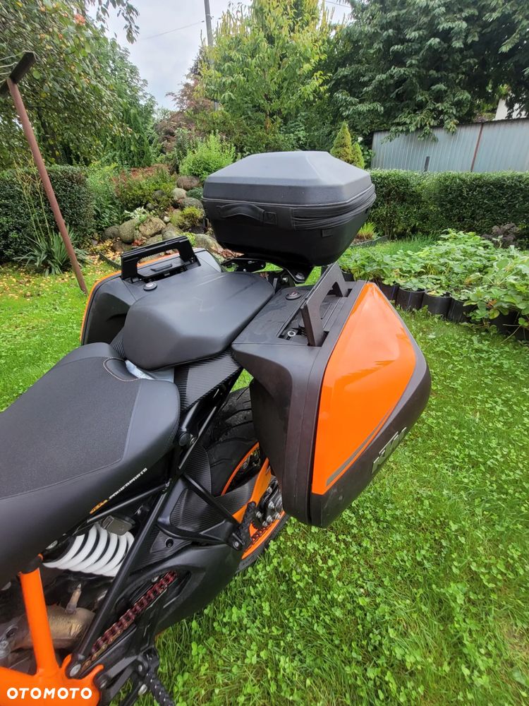 KTM Super Duke - 10