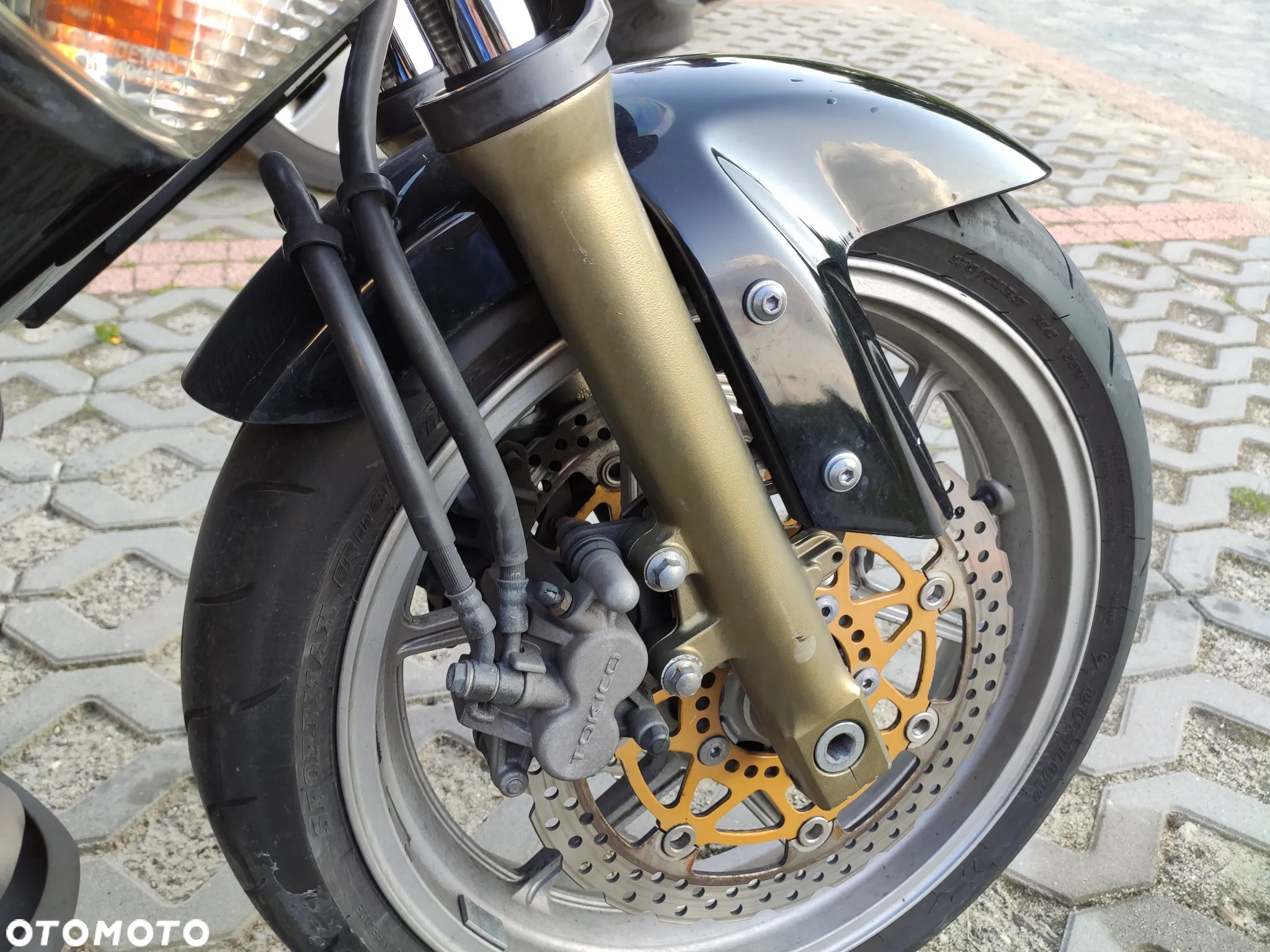 Kawasaki ER - 7