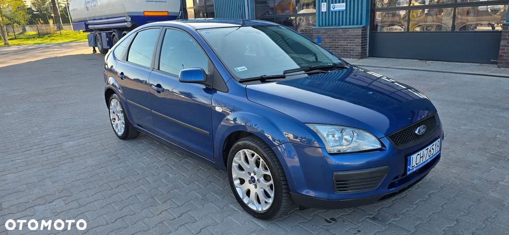 Ford Focus 1.6 16V Sport - 2