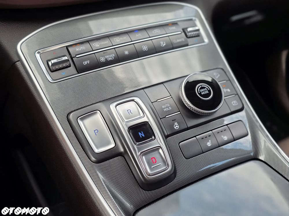 Hyundai Santa Fe 1.6 T-GDI HEV Premium 4WD - 31