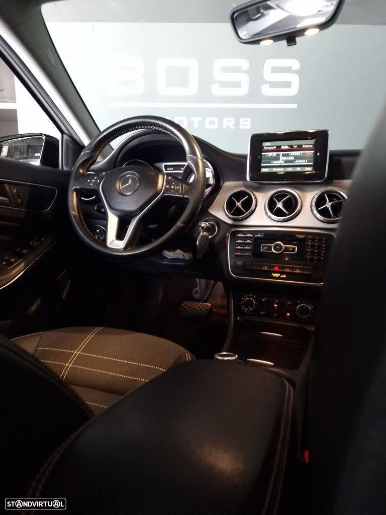 Mercedes-Benz GLA 200 CDi Urban Aut. - 26