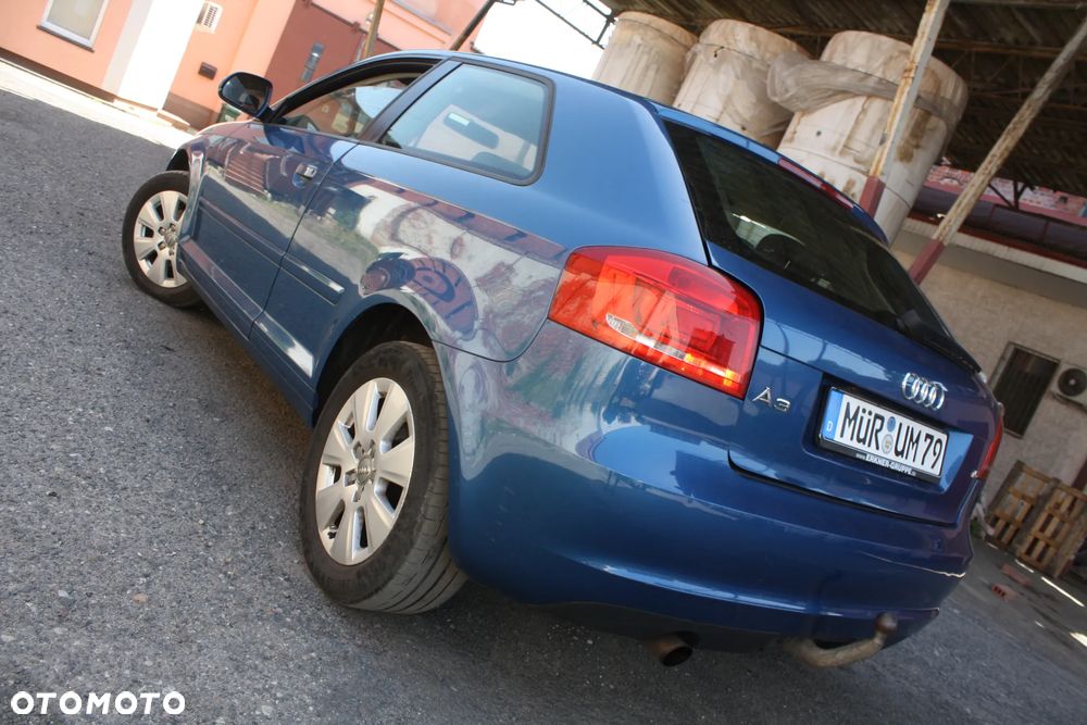 Audi A3 3-drzwiowe 1.6 S line Sportpaket (plus) - 12