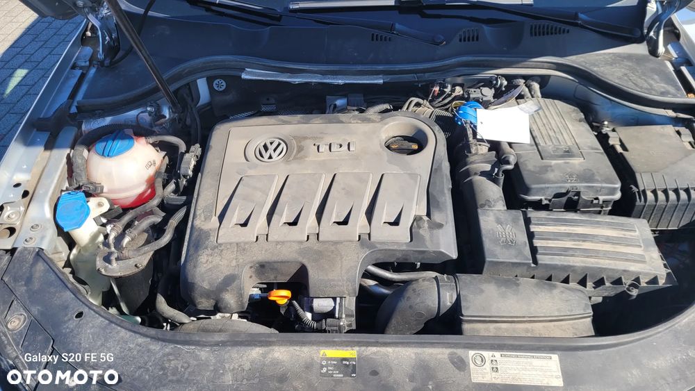 Volkswagen Passat 2.0 TDI DSG Highline - 21