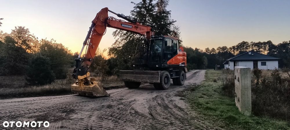 Doosan Dx165w5 - 2