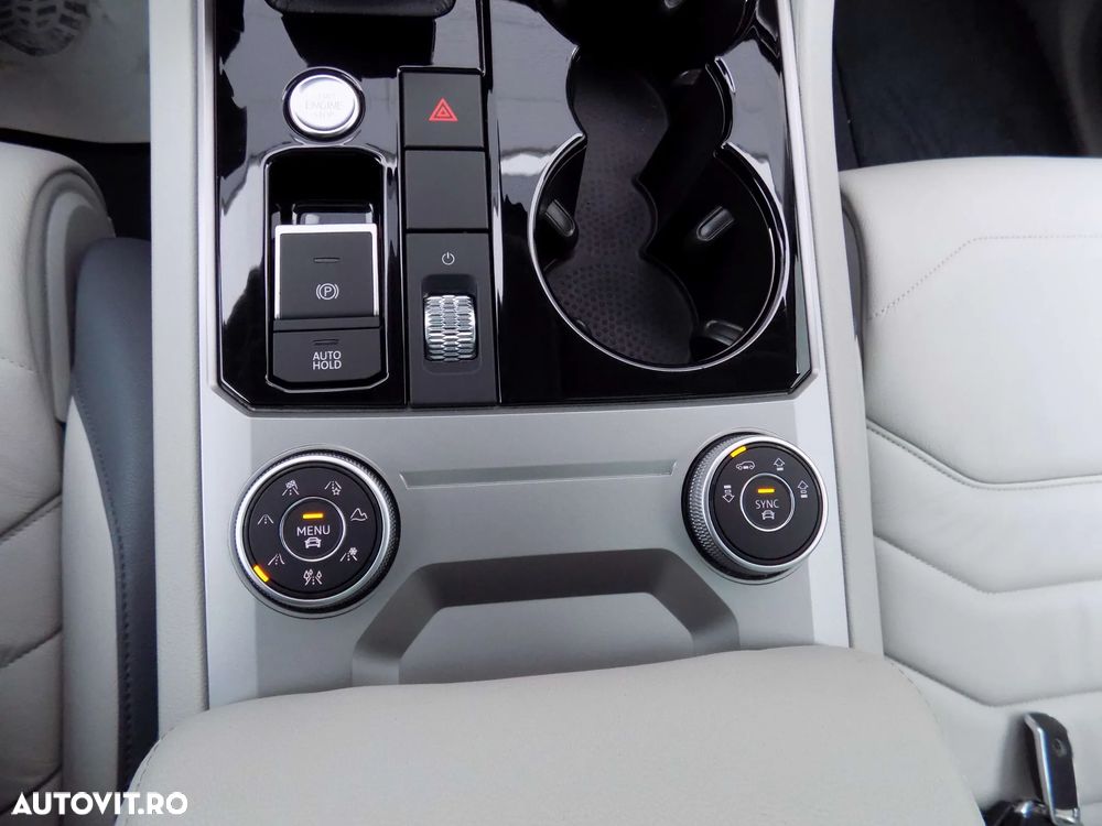 Volkswagen Touareg 3.0 V6 TDI 4Motion DPF Automatik Atmosphere - 31