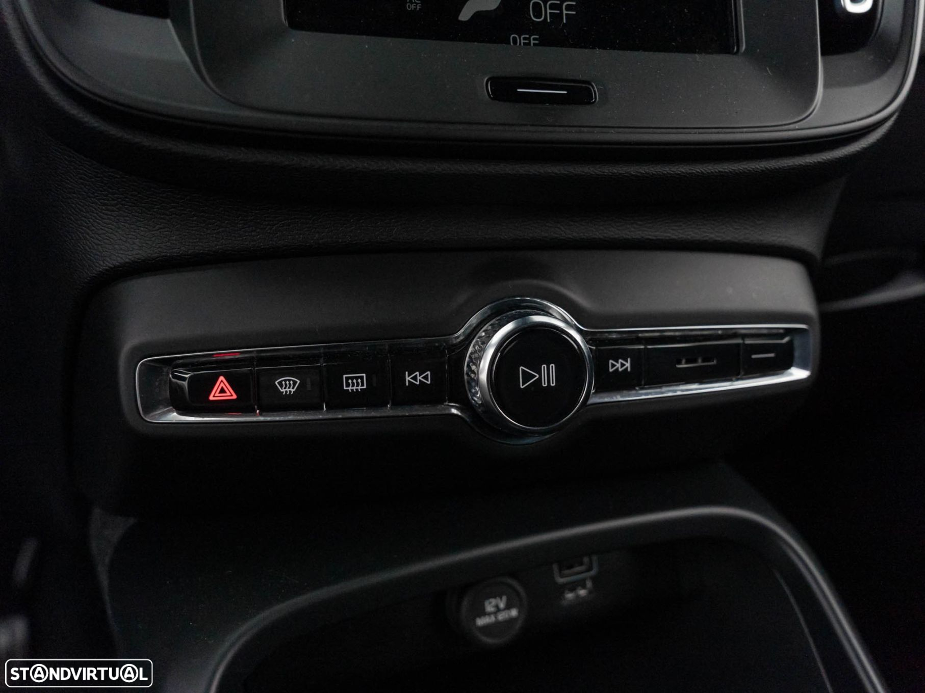 Volvo XC 40 1.5 T2 Momentum - 28