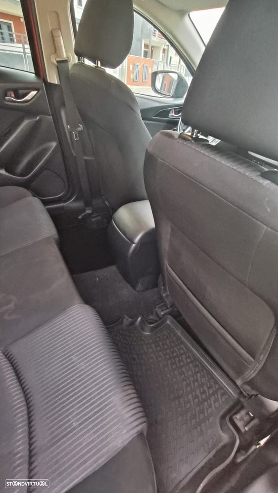 Mazda 3 Hatchback 1.5 Sky-D Excellence - 7