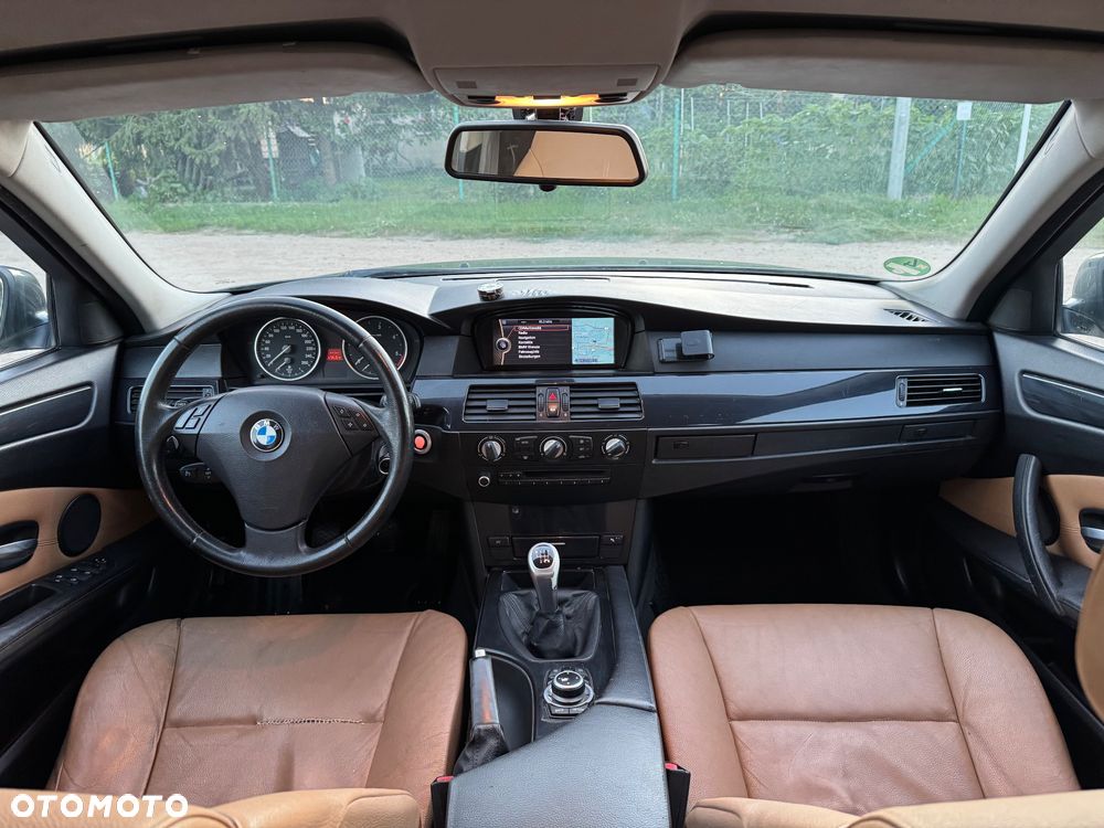 BMW Seria 5 520d Edition Exclusive - 25