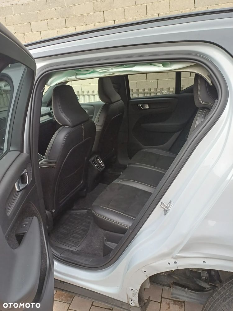 Volvo XC 40 - 12