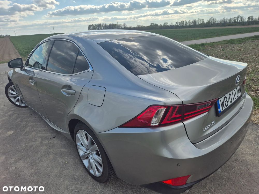 Lexus IS 200t Comfort - 6