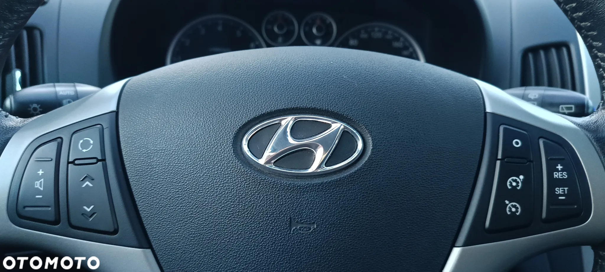 Hyundai i30 1.4 FIFA WM Edition - 21