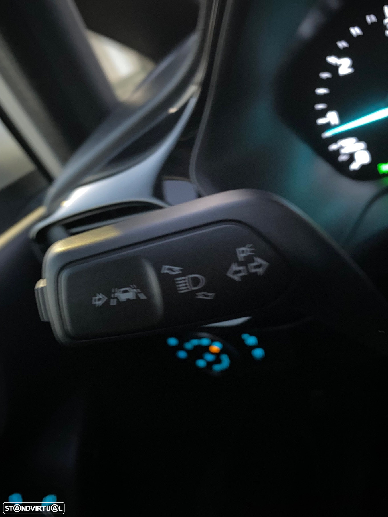 Ford Fiesta 1.5 TDCi Connected - 23